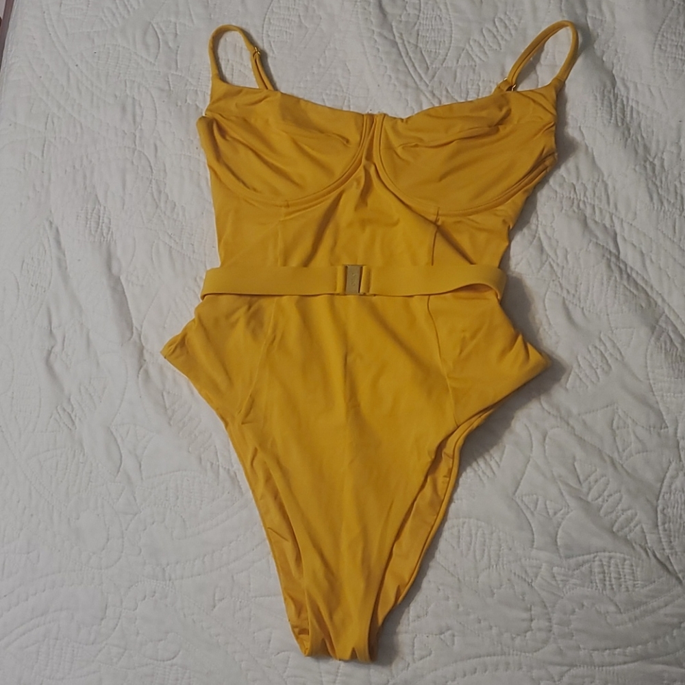 Onia, Marigold Yellow, Size 8/Large, High-cut suit
